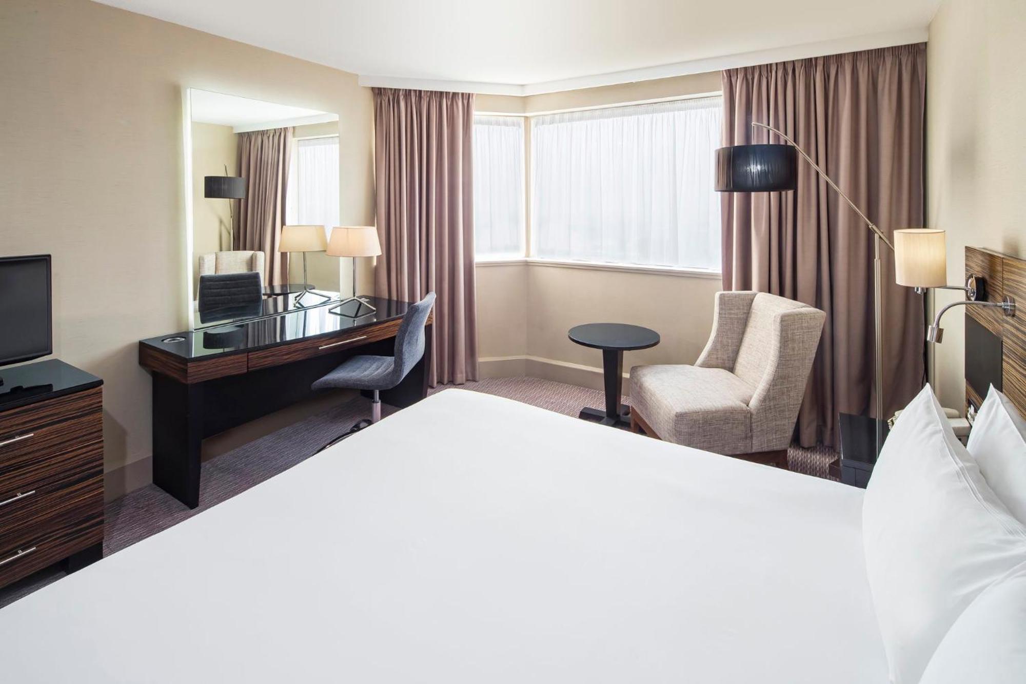 Premium King Room River View