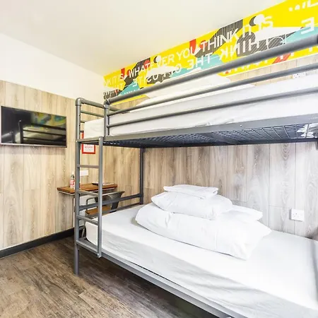 Euro Hostel-3